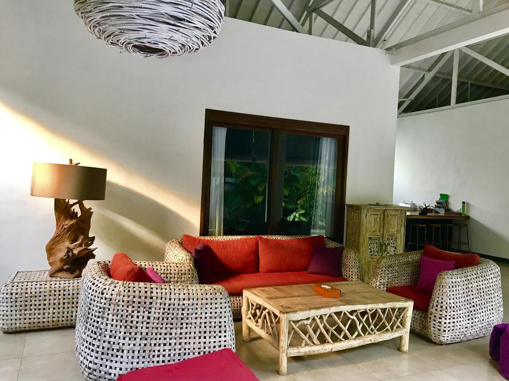 Villa Camelia Семиньяк Экстерьер фото