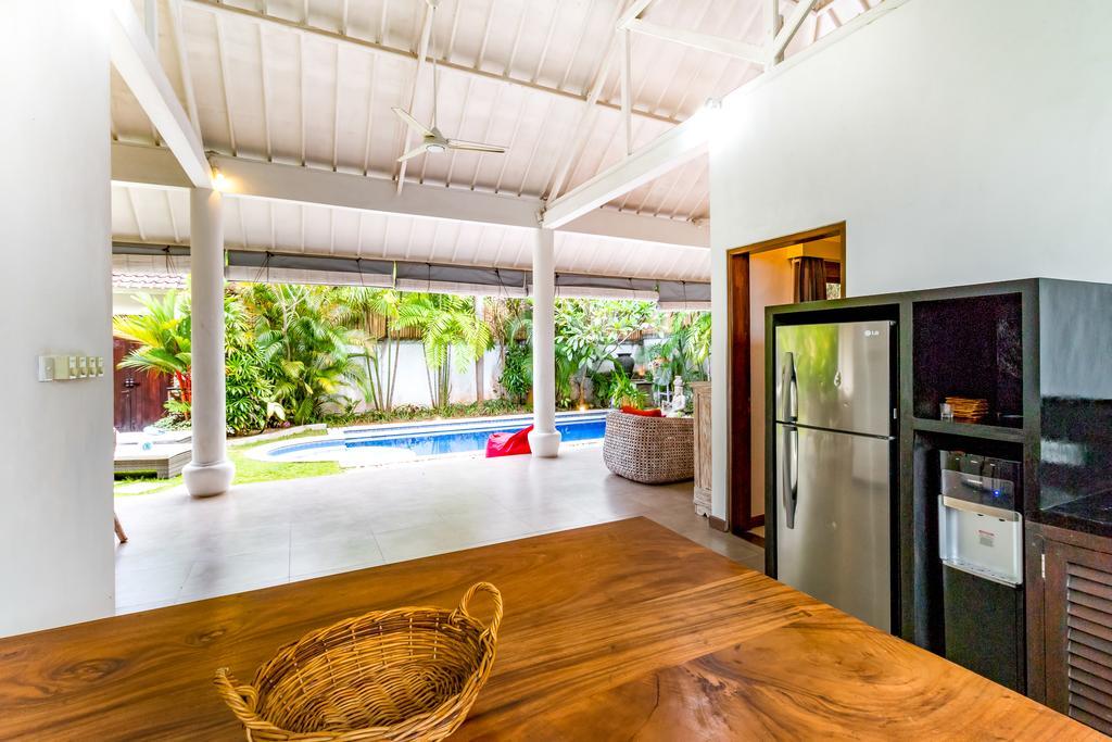 Villa Camelia Семиньяк Экстерьер фото