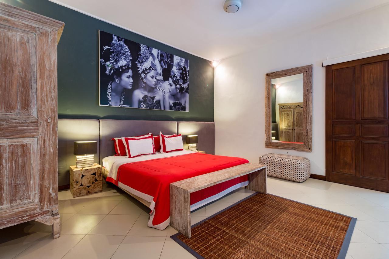 Villa Camelia Семиньяк Экстерьер фото